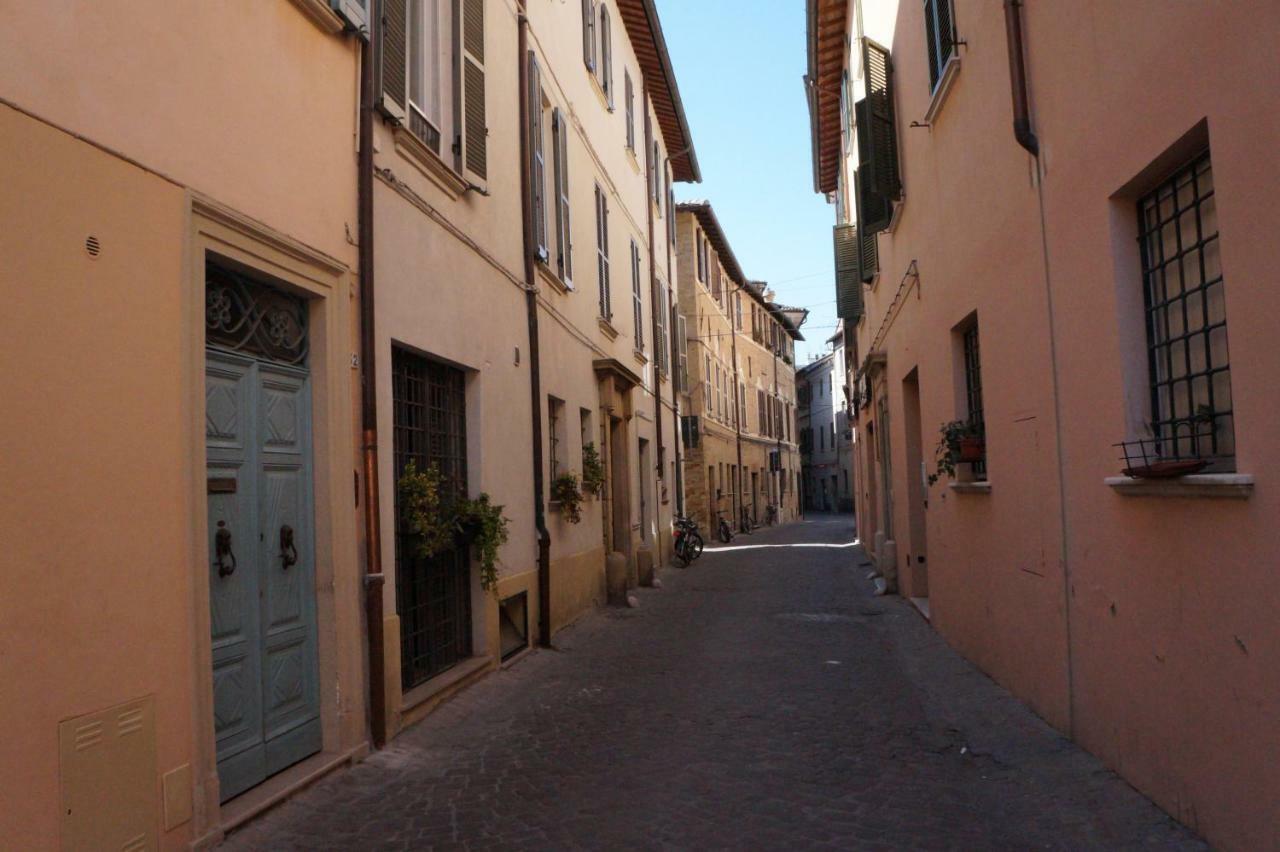 Bed and Breakfast Il Vicolo 48 à Pesaro Extérieur photo