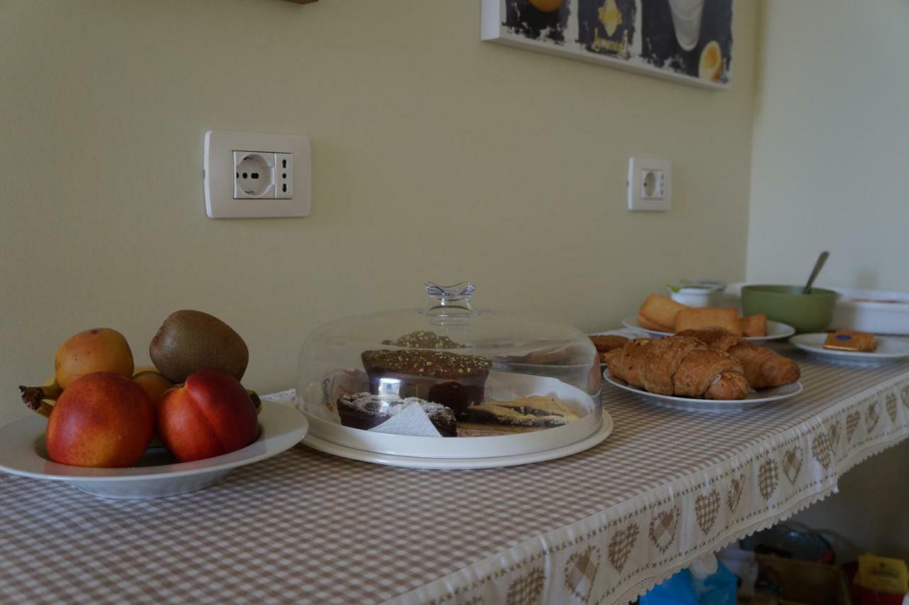 Bed and Breakfast Il Vicolo 48 à Pesaro Extérieur photo