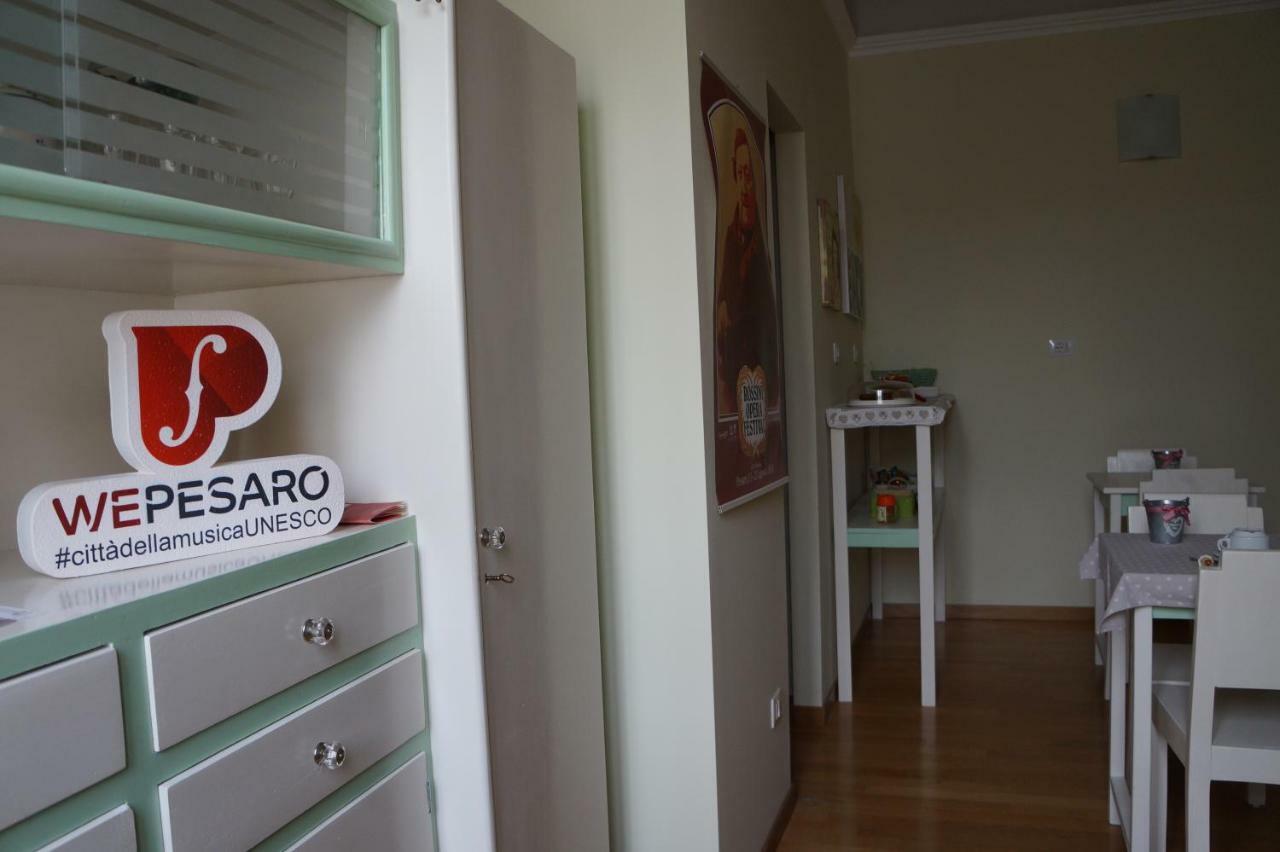 Bed and Breakfast Il Vicolo 48 à Pesaro Extérieur photo