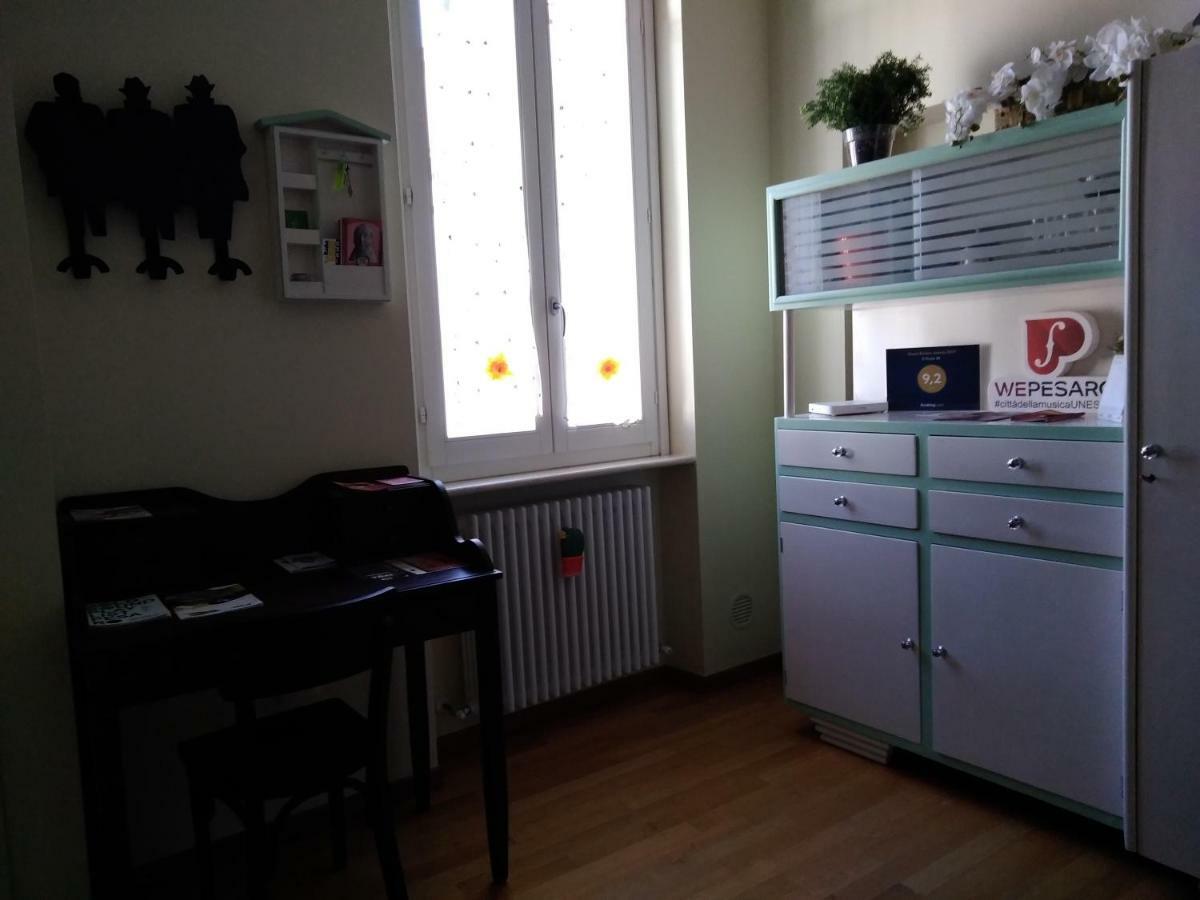 Bed and Breakfast Il Vicolo 48 à Pesaro Extérieur photo
