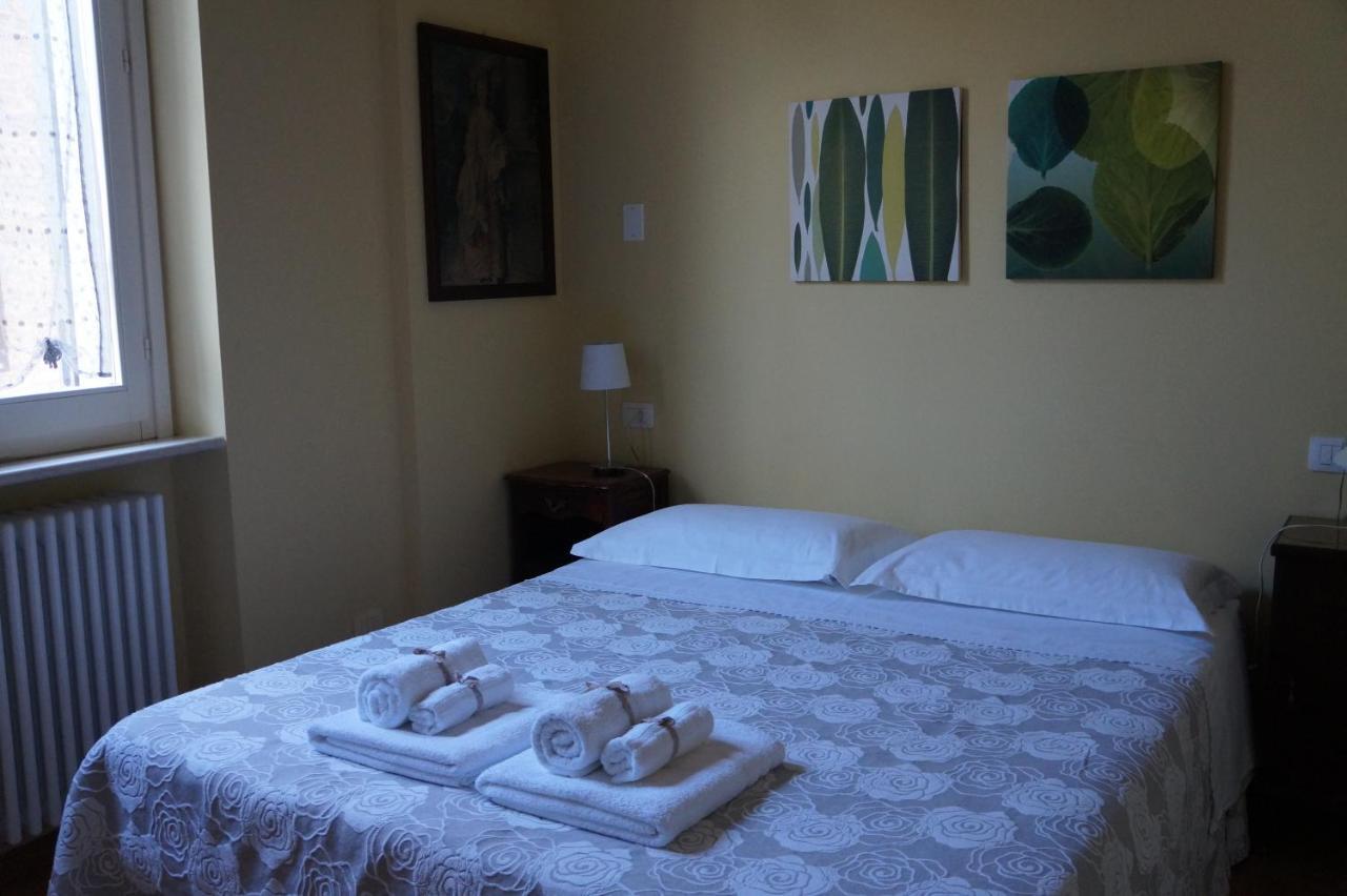 Bed and Breakfast Il Vicolo 48 à Pesaro Extérieur photo
